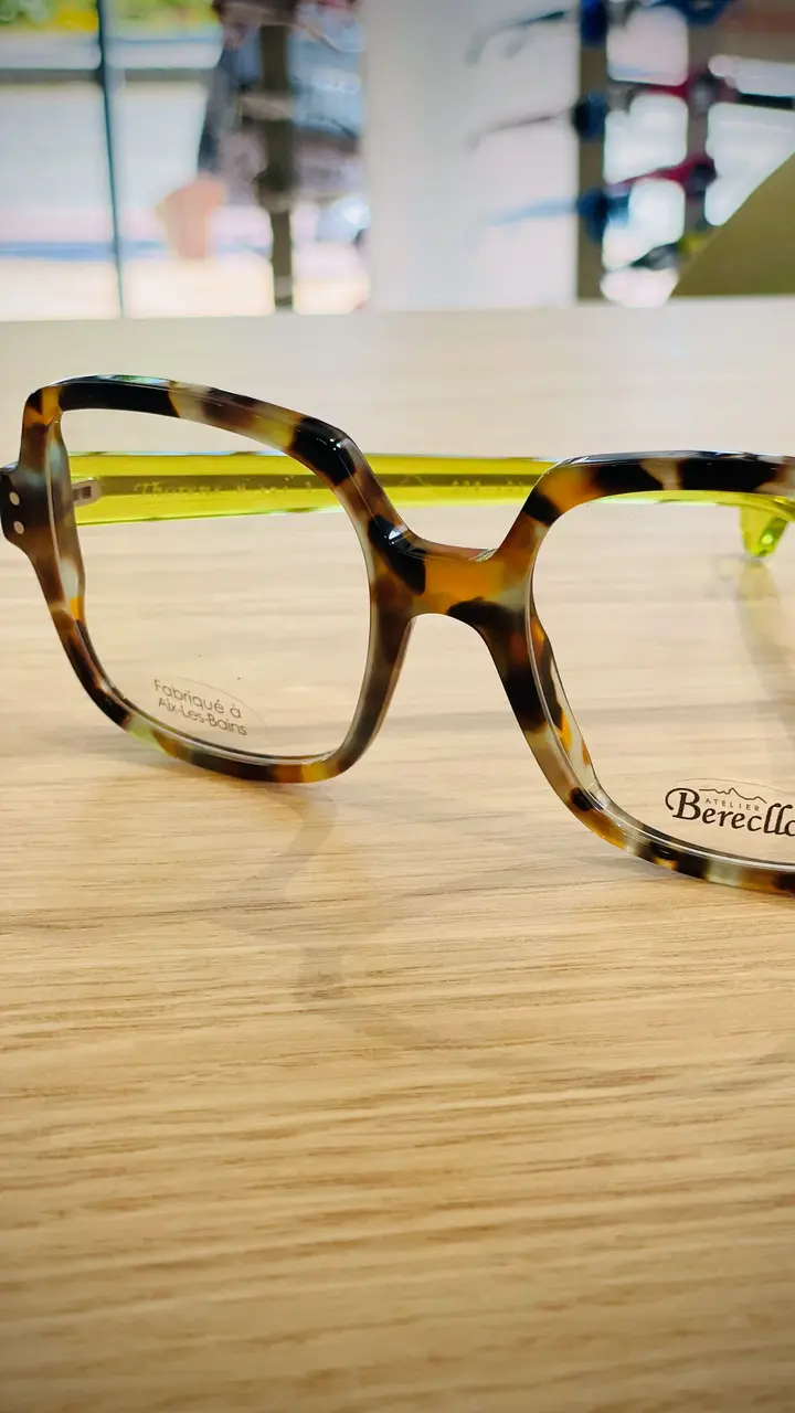 Lunettes femme ecaille oversize Berecllo