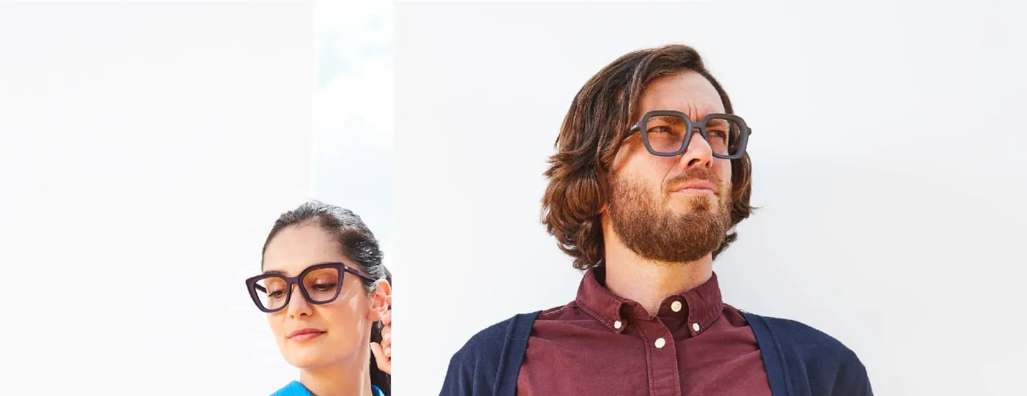 Couple portant des lunettes impression 3D